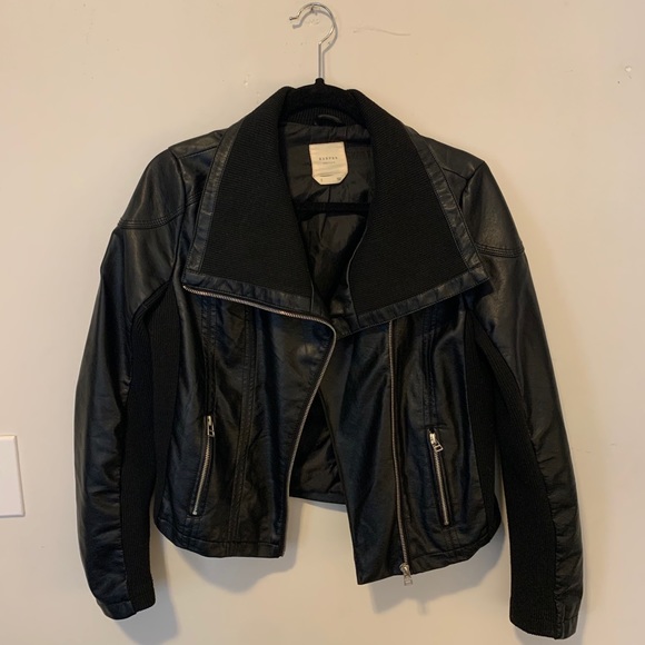 Black Leather Jacket - Picture 4 of 6